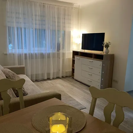 Cozy 19 Apartment *